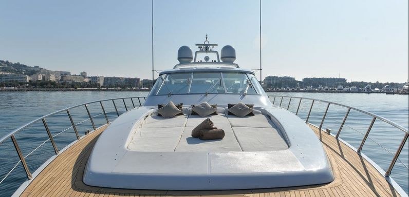 MR. M yacht charter 3