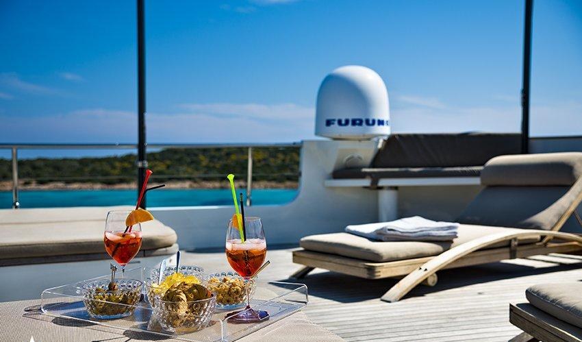 INDIAN yacht charter 4