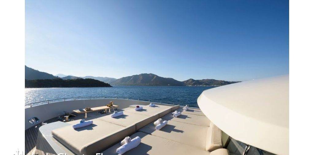 TANWAY yacht charter 3