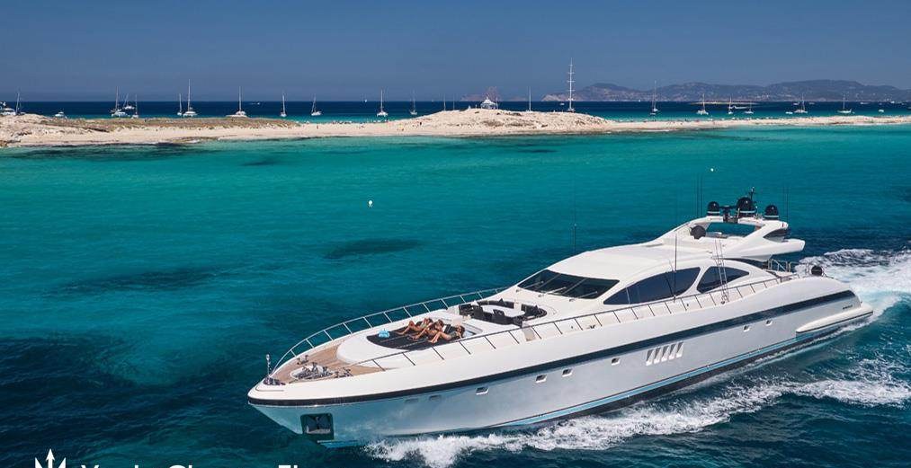 MRS GREY yacht charter 2