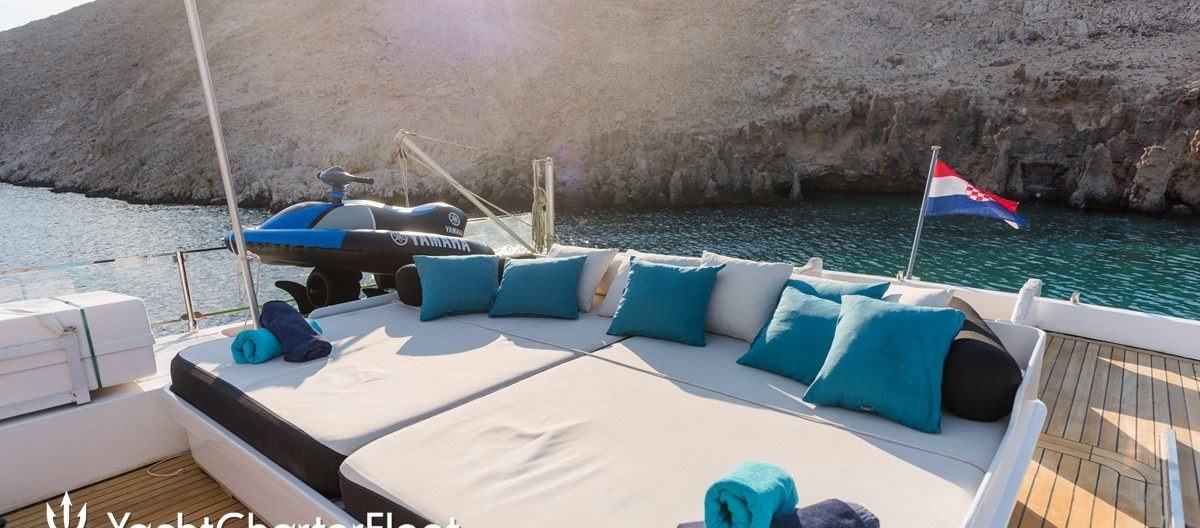 BORA BORA yacht charter 3
