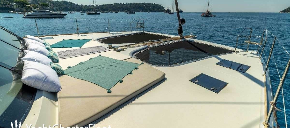ALKIMIA yacht charter 3