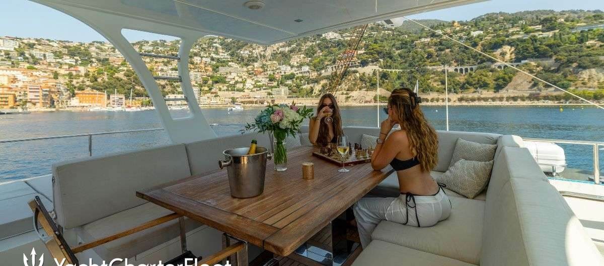 ALKIMIA yacht charter 4