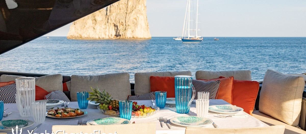 MY LIFE FIVE II yacht charter 5