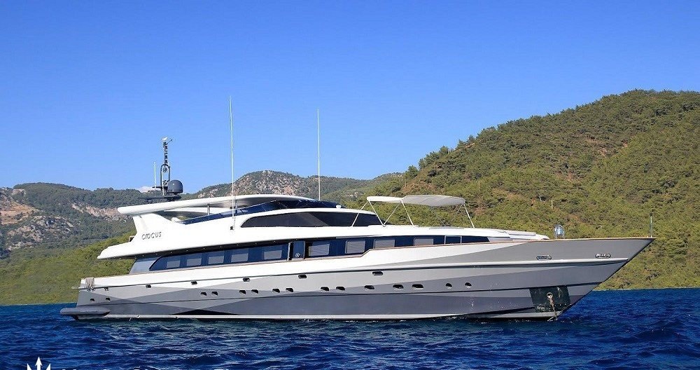 CROCUS yacht charter 2