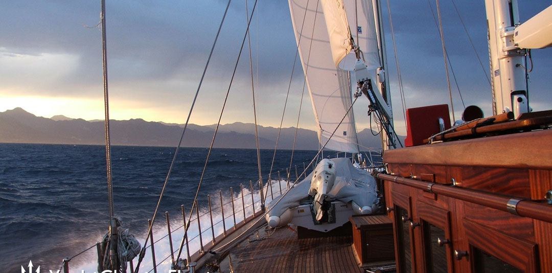 KAIROS yacht charter 5