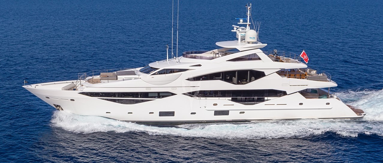 AQUA LIBRA yacht charter 1