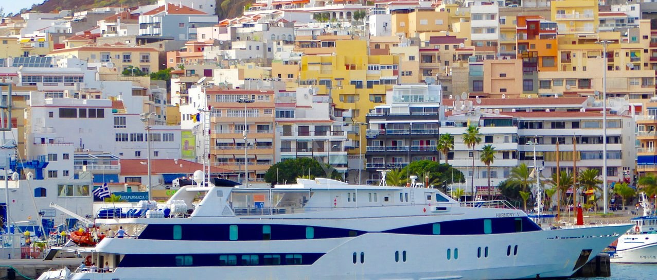 HARMONY V yacht charter 1