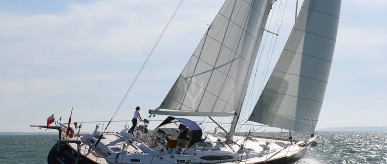 MUSTIQUE yacht charter 1
