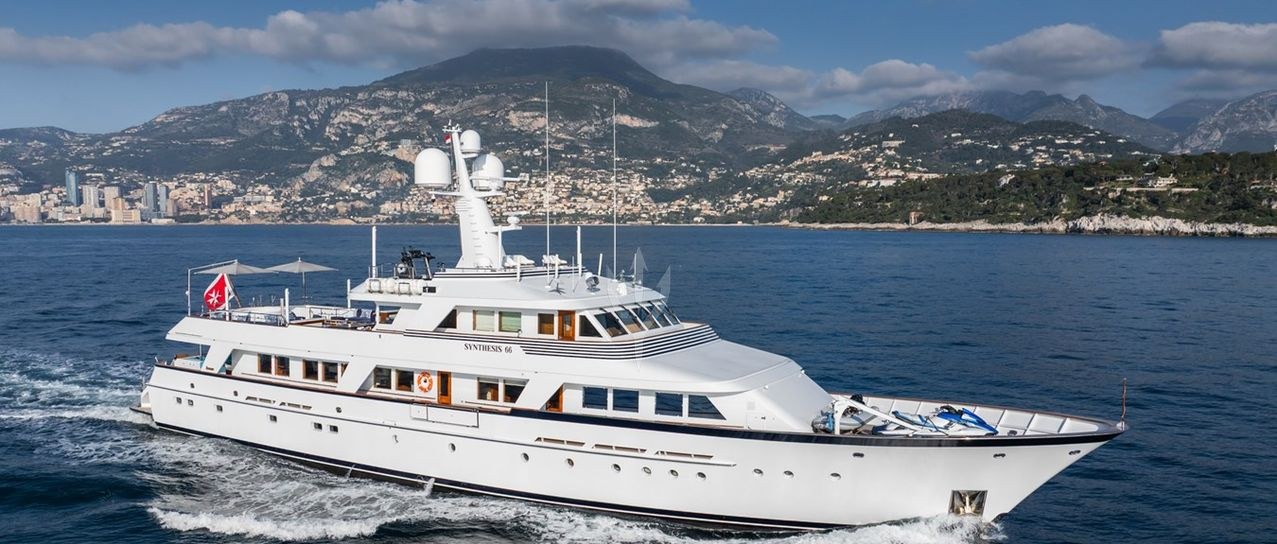 SYNTHESIS 66 yacht charter 1