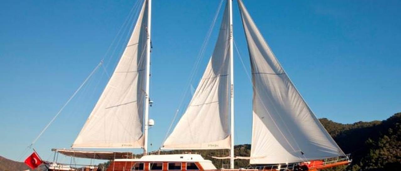 S DOGU yacht charter 1