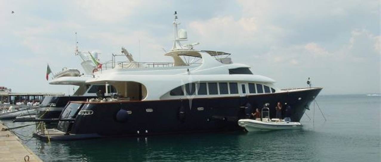BUGIA yacht charter 1
