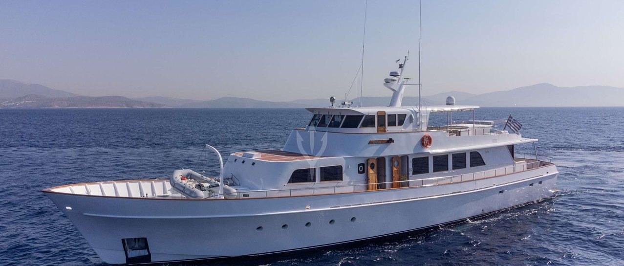 TAKA yacht charter 1