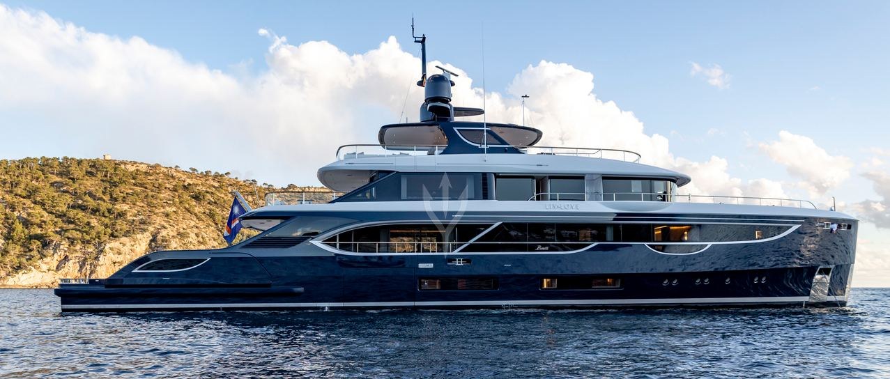 LIV LOVE yacht charter 1
