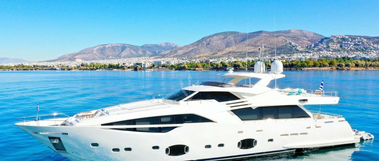 INFINITAS yacht charter 1