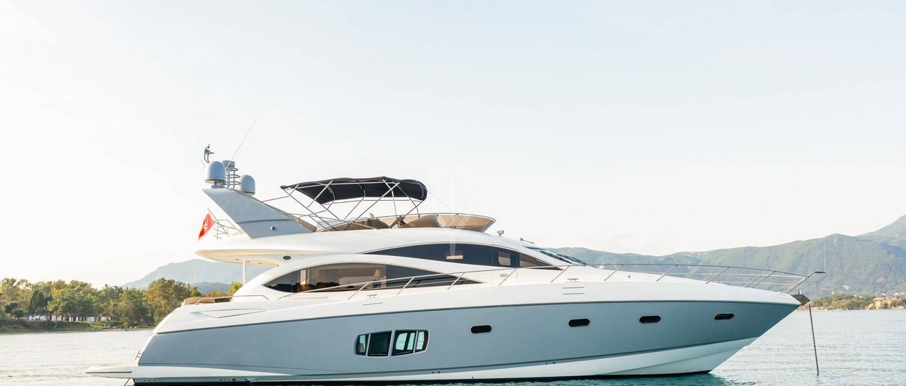 VINCI yacht charter 1