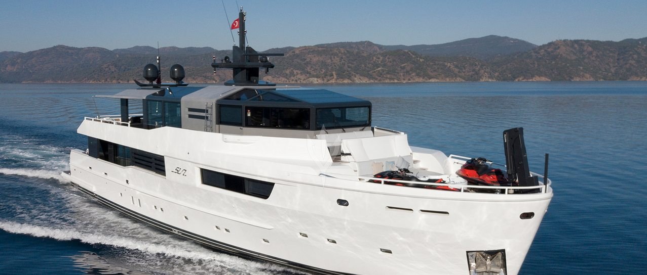 SUN yacht charter 1