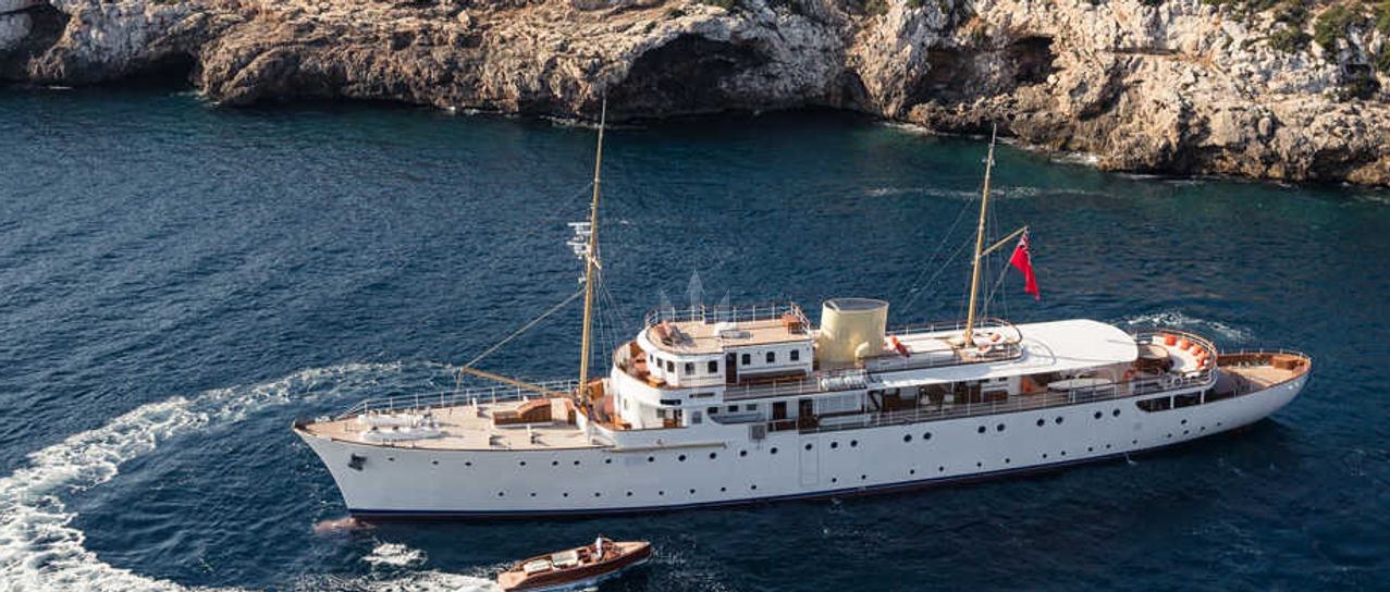 SHEMARA yacht charter 1