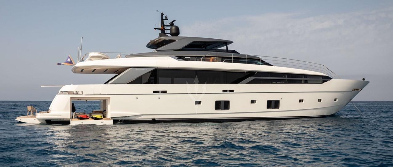 COOL yacht charter 1