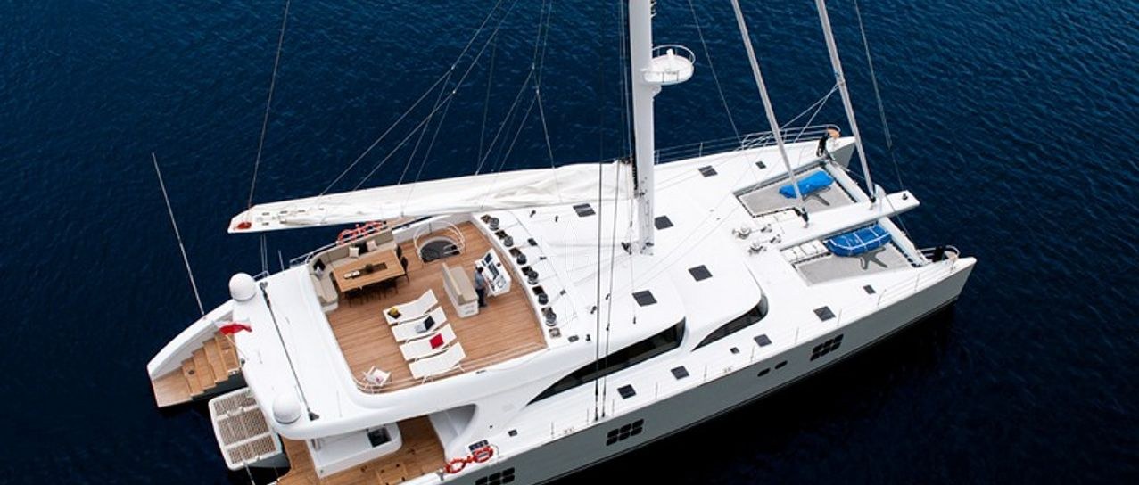 IPHARRA yacht charter 1