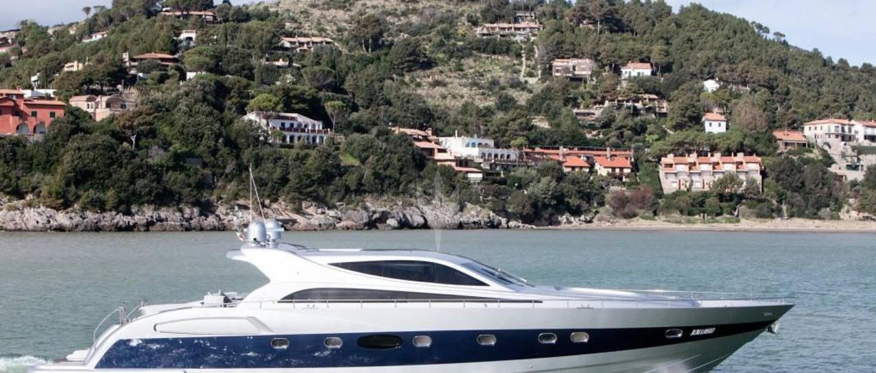 TIUNA yacht charter 1