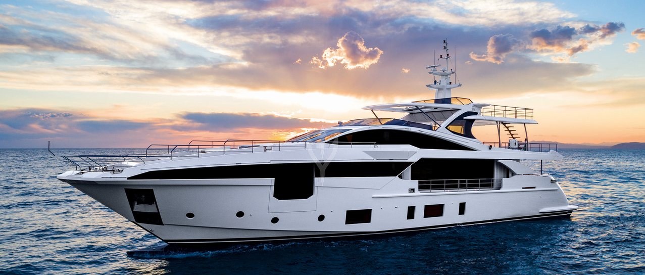 PURA VIDA yacht charter 1