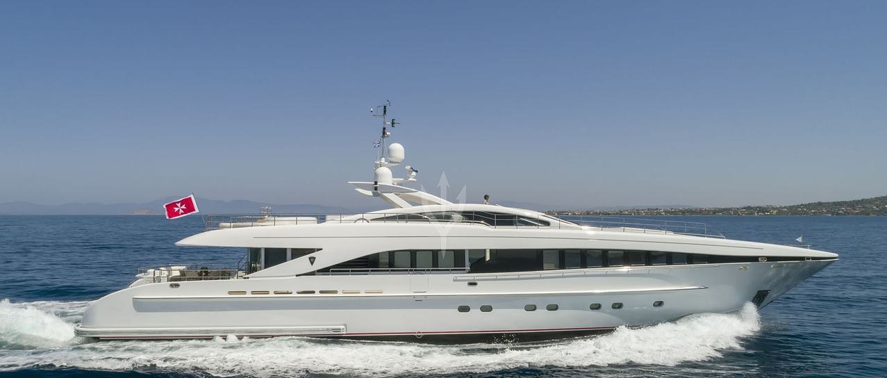 L'EQUINOX YACHT CHARTER yacht charter