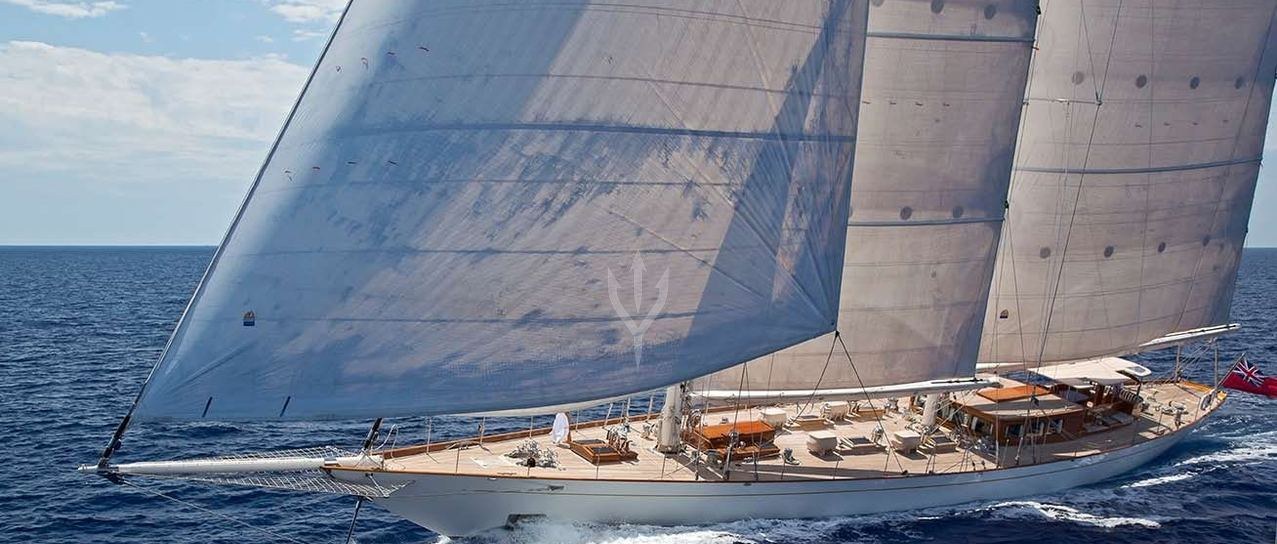 GWEILO yacht charter 1