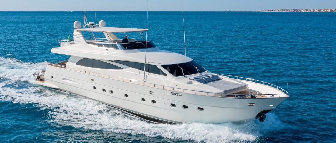 MINOU yacht charter 1