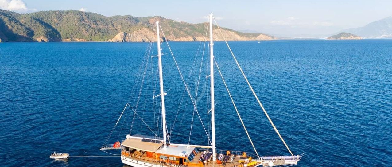 EYLUL 17 yacht charter 1