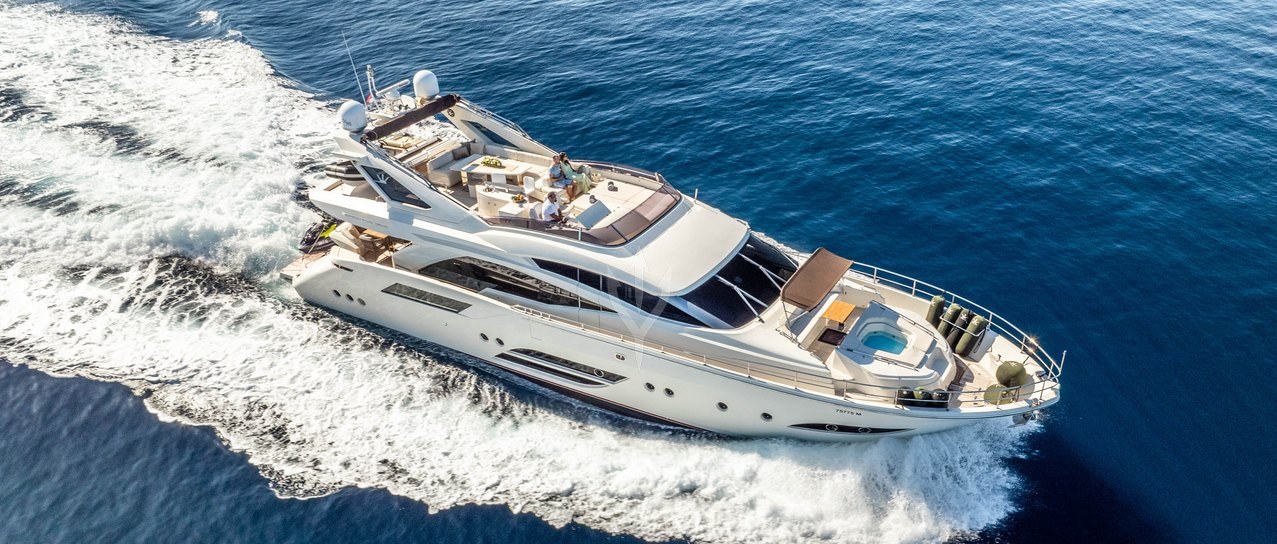 DALIA yacht charter 1