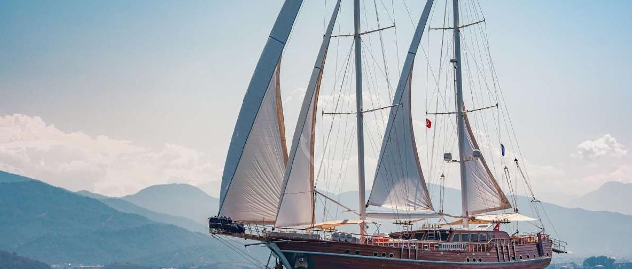 LYCIAN QUEEN yacht charter 1
