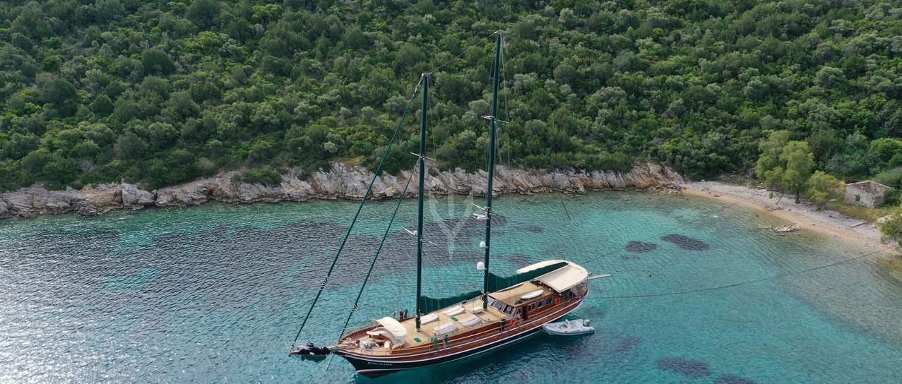 ROS MARE yacht charter 1