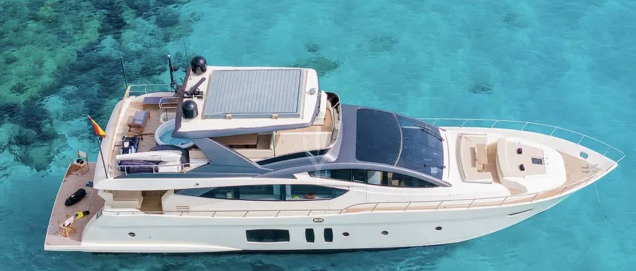 BISCAYNE yacht charter 1