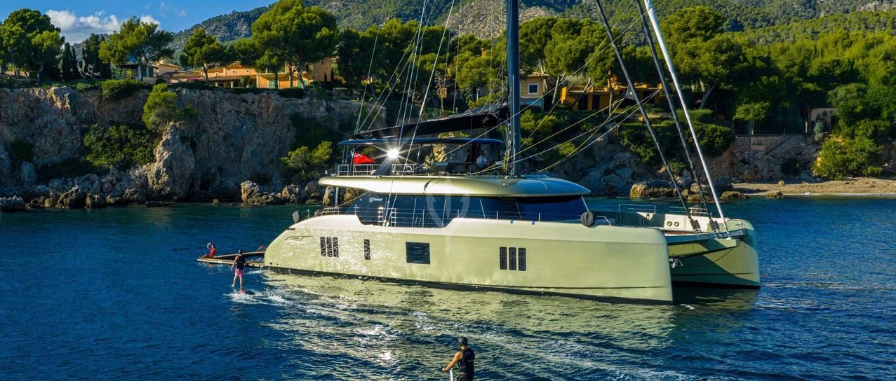A PLAN YACHT CHARTER yacht charter