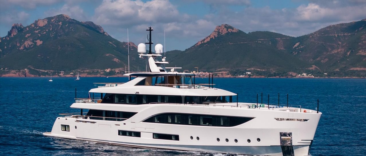 C yacht charter 1