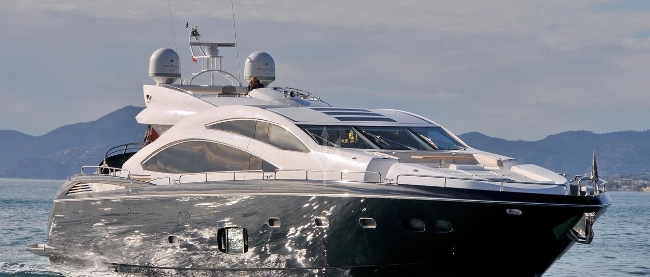 ARIYAS yacht charter 1