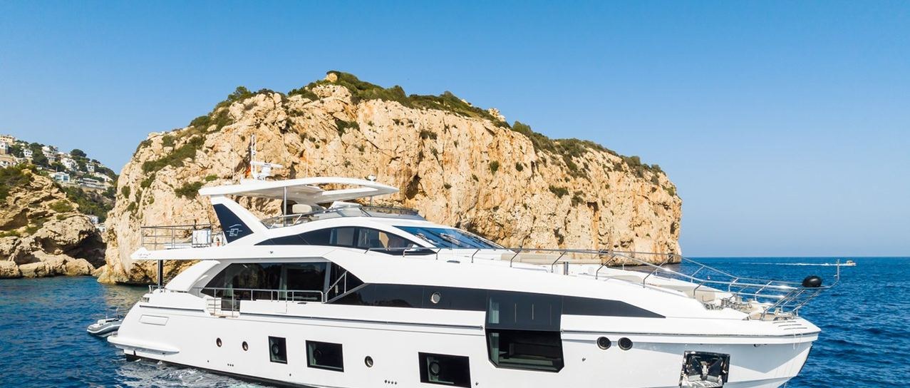 ZOZO yacht charter 1