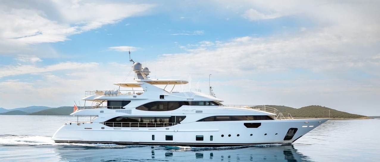 LADY MRD yacht charter 1