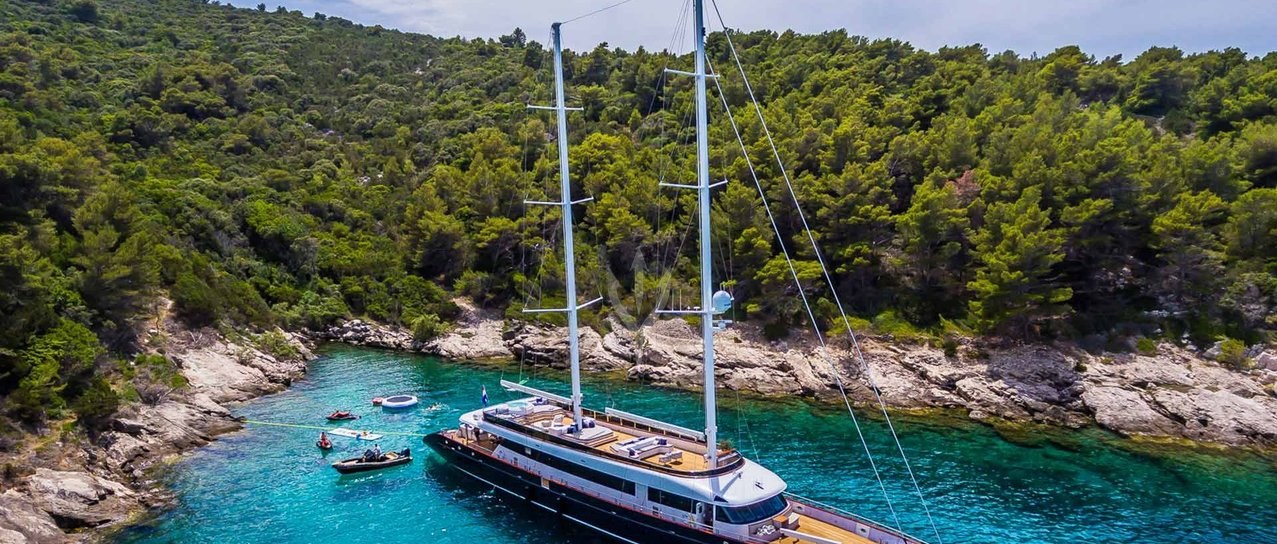 CLASE AZUL yacht charter 1