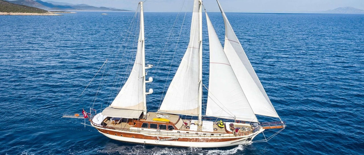 ESTRELLA DE MAR yacht charter 1