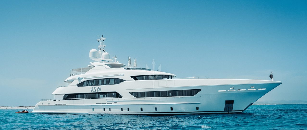 ASYA yacht charter 1
