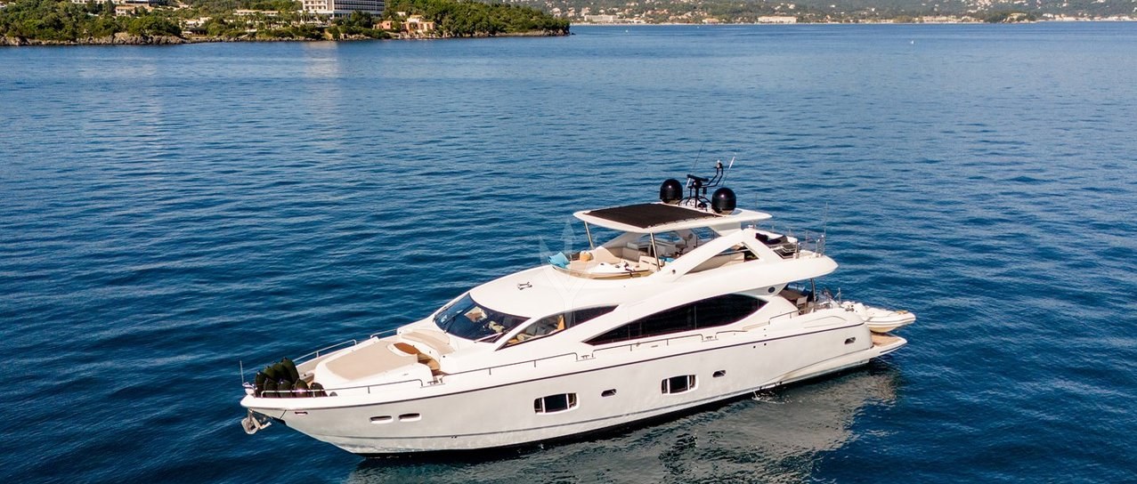 SHINE R yacht charter 1