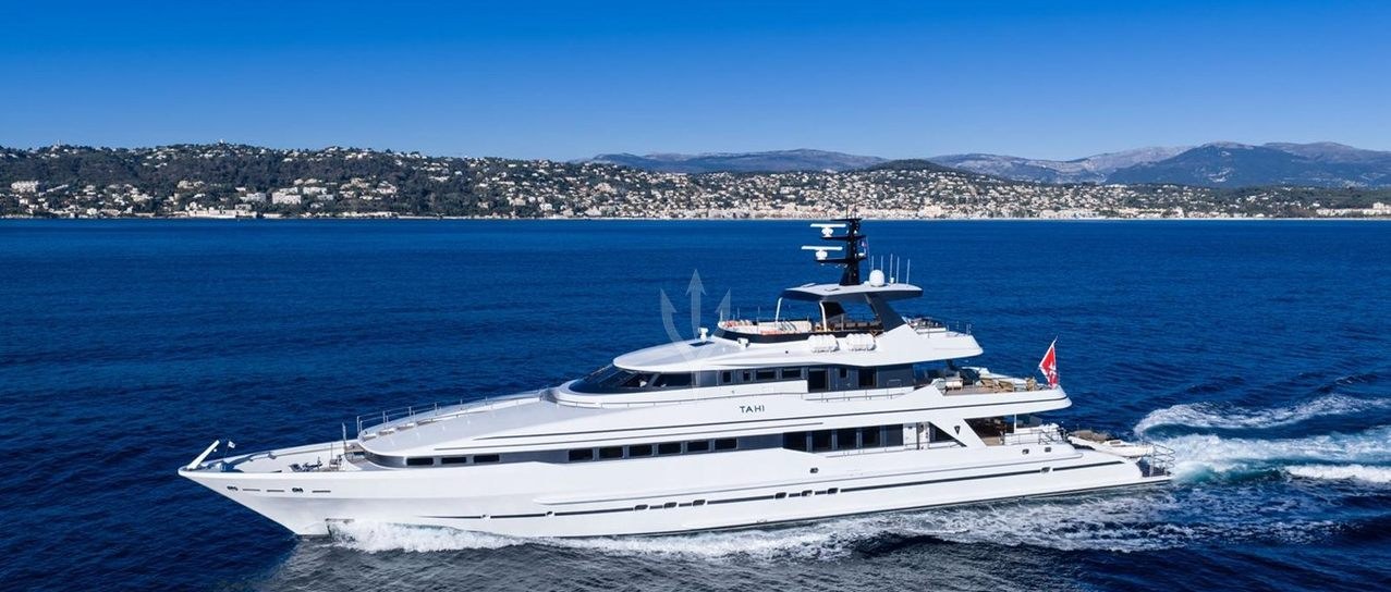 TAHI yacht charter 1