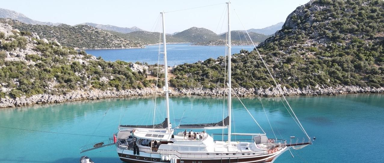 PRENSES ESILA yacht charter 1