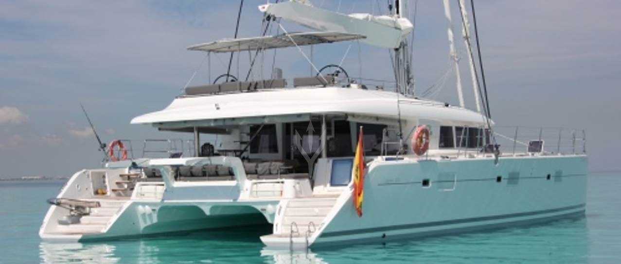 FIREFLY YACHT CHARTER yacht charter