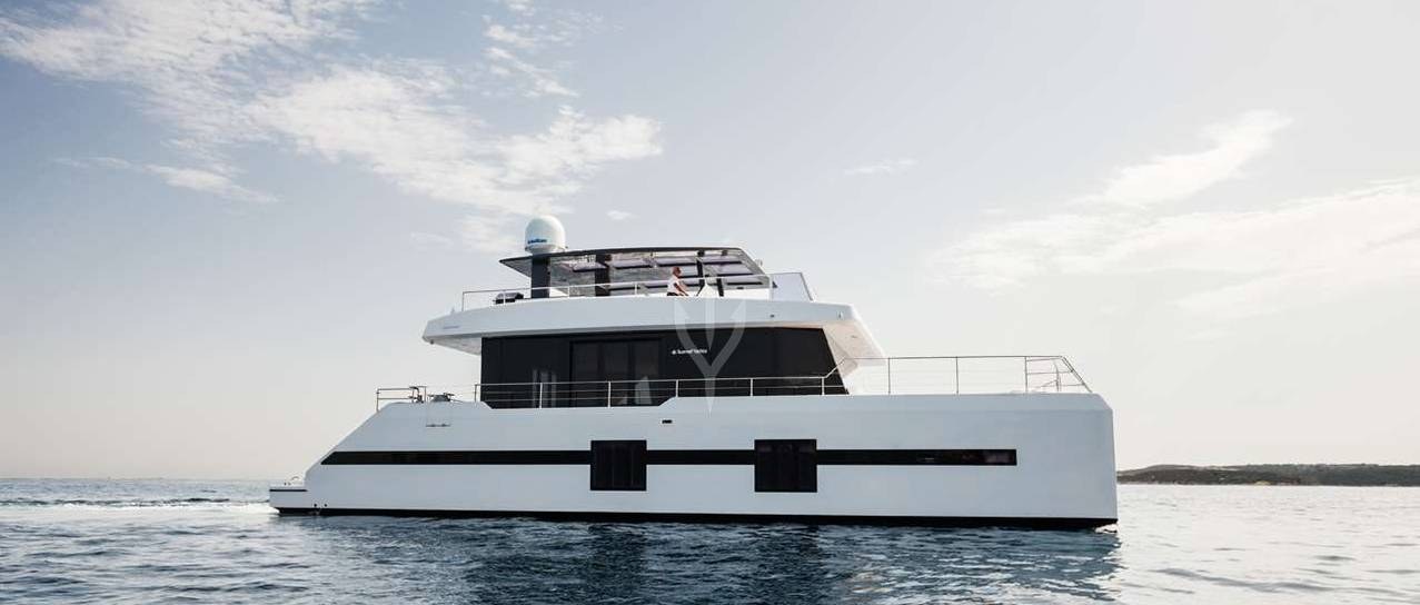 MAYRILOU yacht charter 1