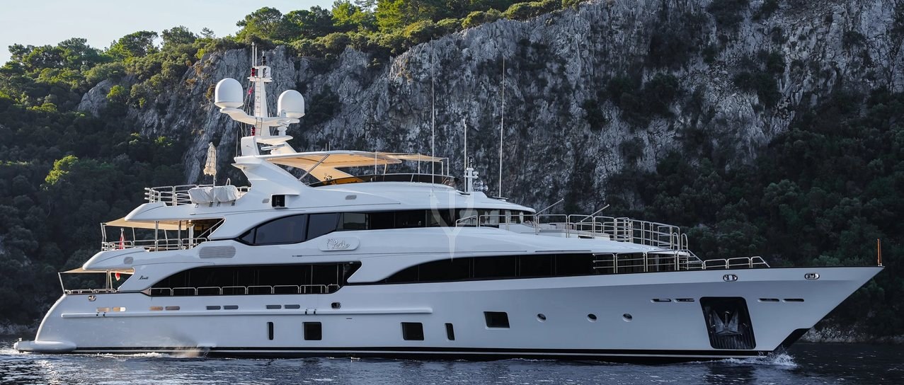 LATIKO yacht charter 1