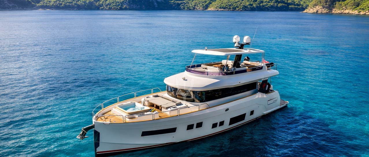 HUMILITAS II yacht charter 1