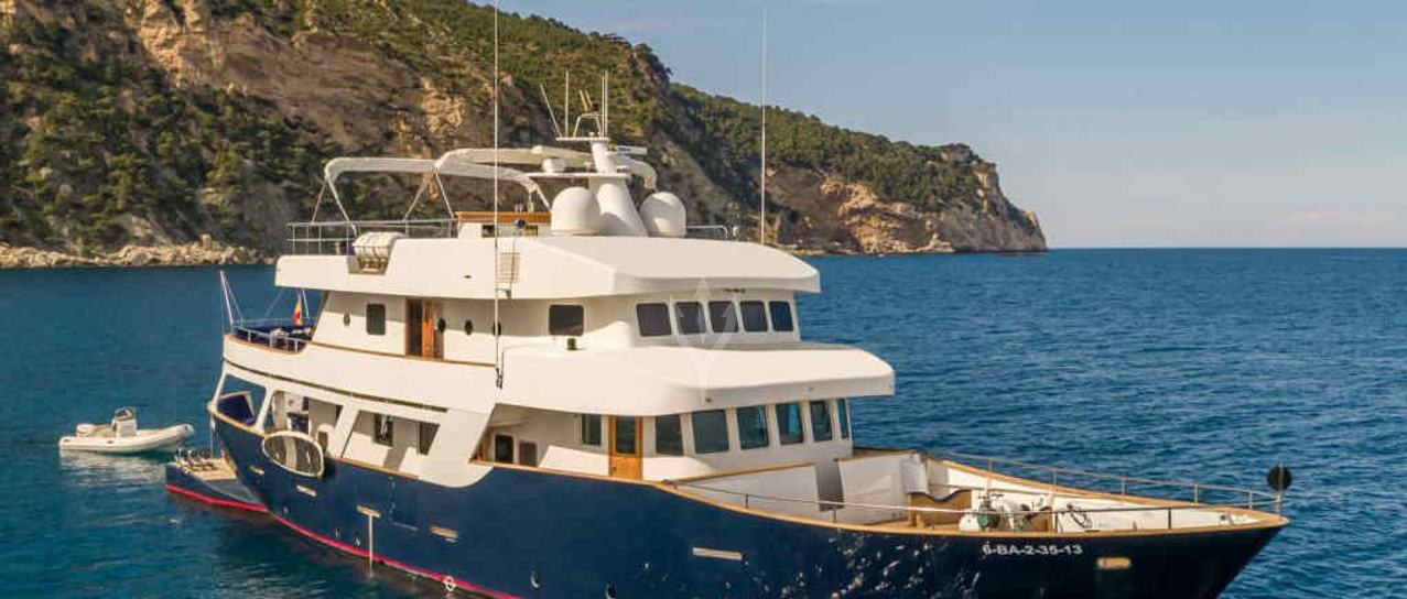 SEMAYA yacht charter 1